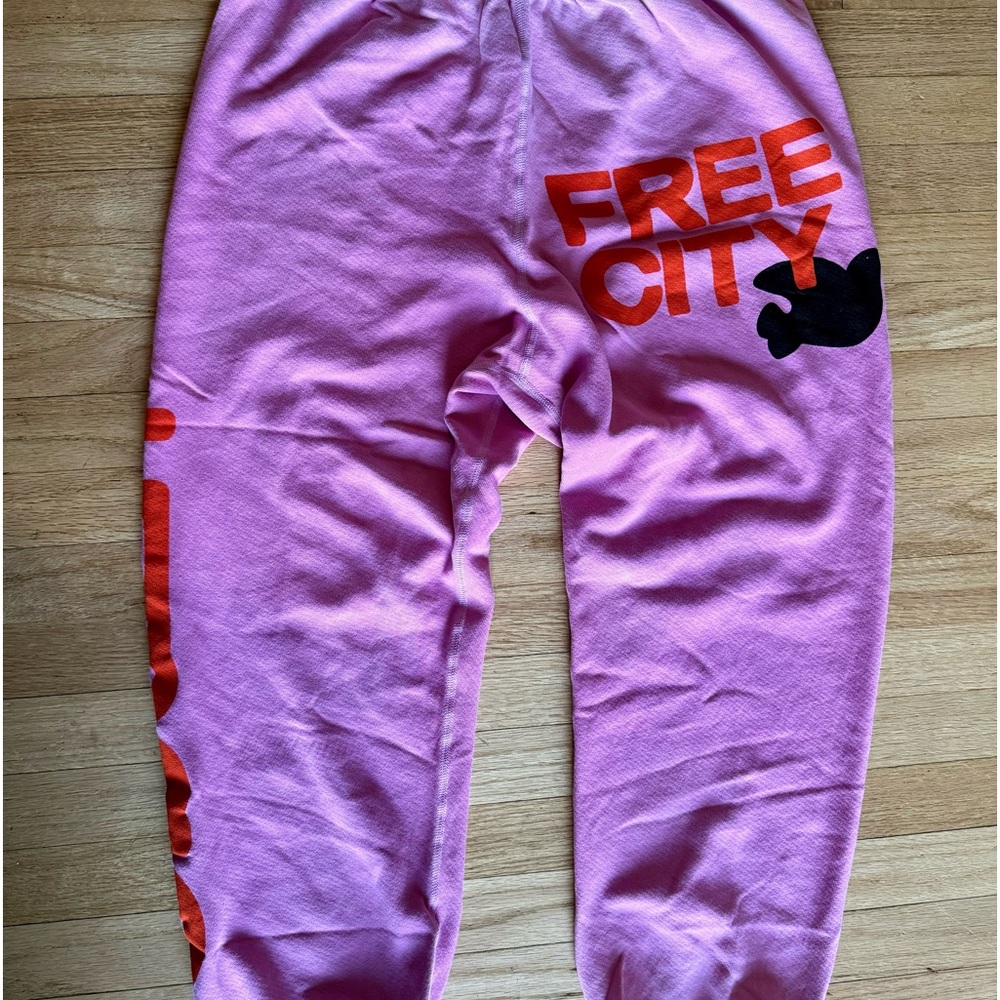 FreeCity - Picture 9 of 10